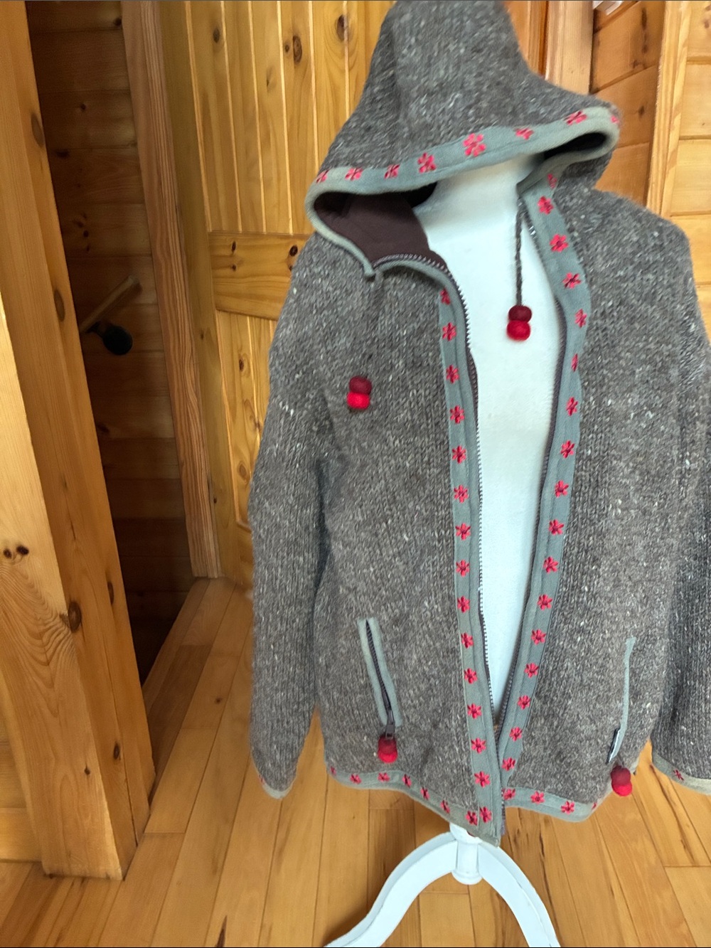Laundromat full wool embroidered full zip coat